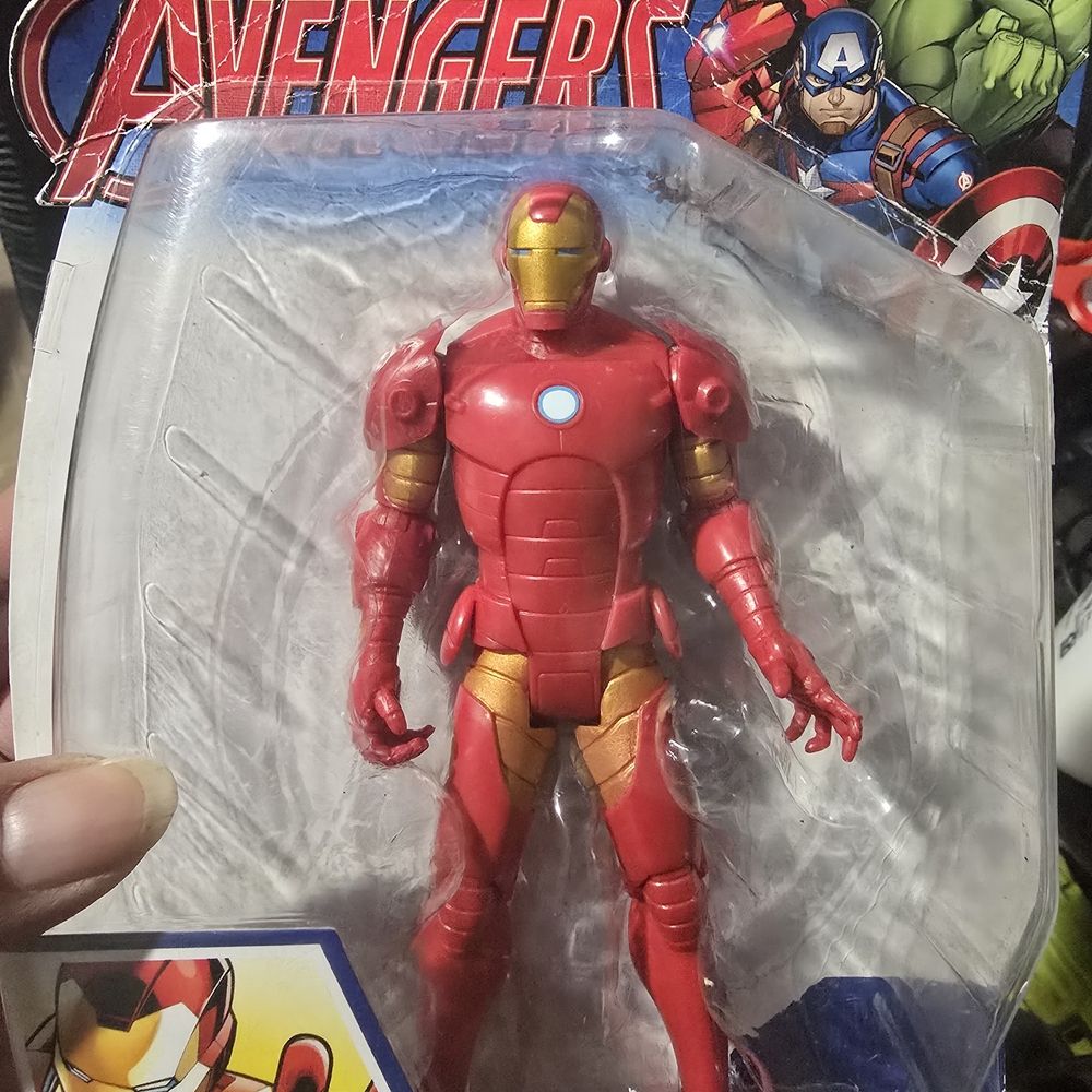 Avenger Iron Man Figure - Vibrant Red and Gold